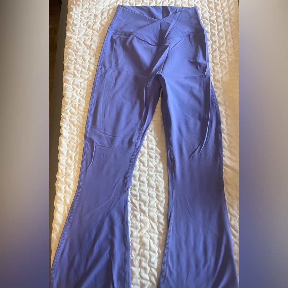 BuffBunny Very Peri siren flares